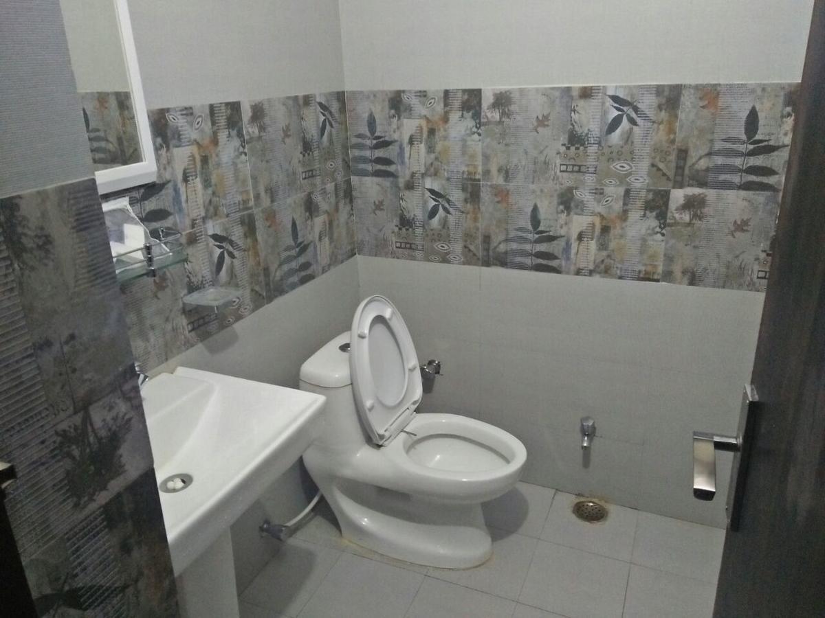 Hôtel Oyo 11877 Royal Residency à New Tehri Extérieur photo